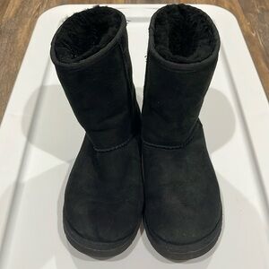 Classic UGG boots, slightly used